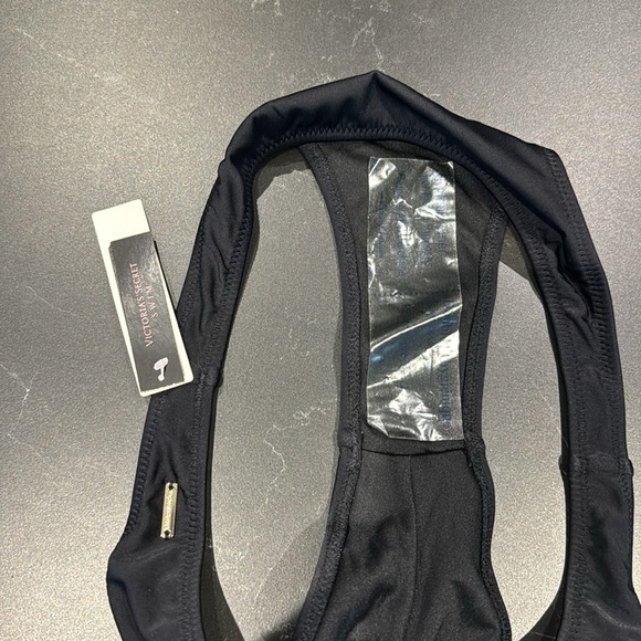 Victoria’s Secret Hipster Brazilian Bikini Bottom. Small. NWT. - Picture 3 of 5